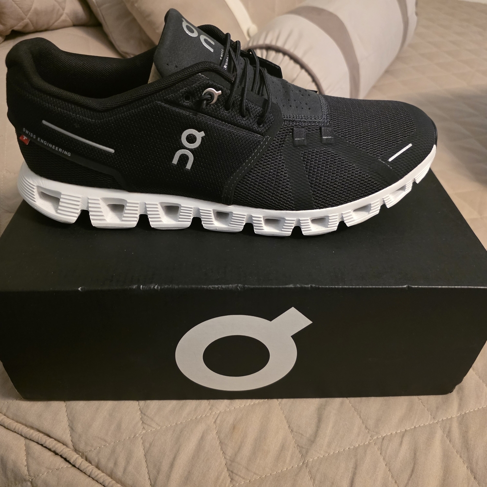 On Running Men's Black Sneakers